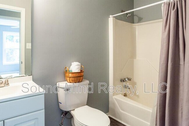 Building Photo - 1309 Sportsman Trail