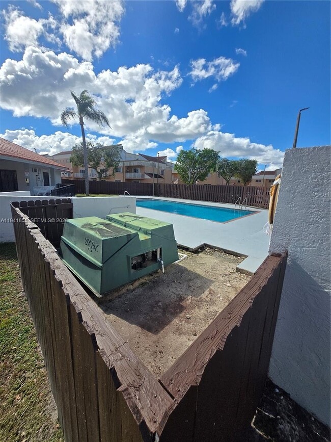 Building Photo - 14827 SW 80th St