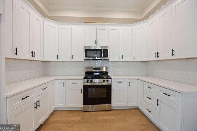 Building Photo - 360 Ansley Dr