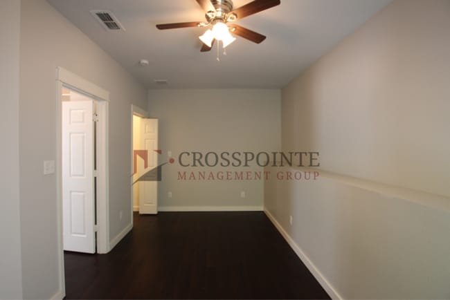 Building Photo - Available Now! 2 bedroom in Historic Charn...