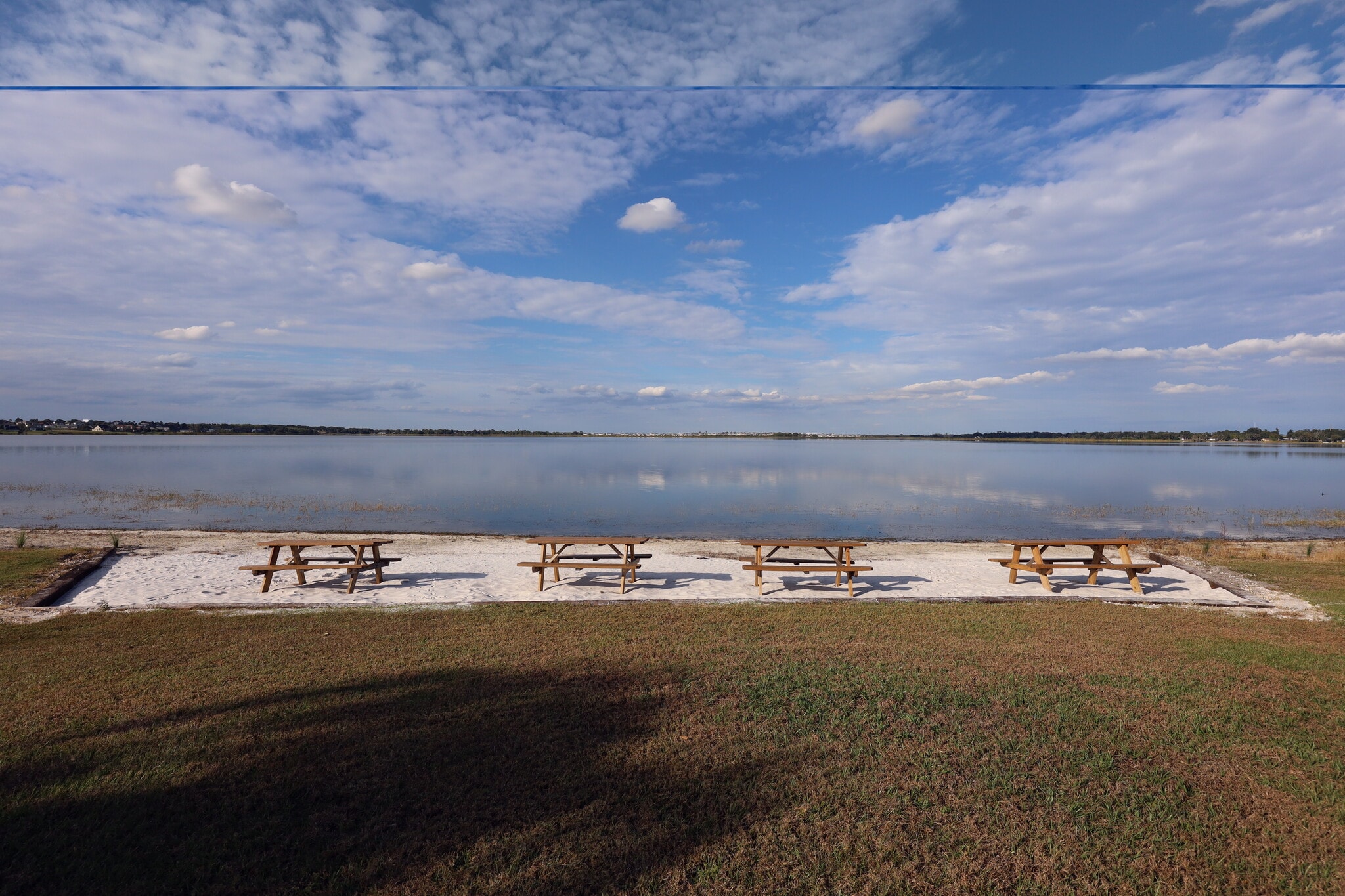 Building Photo - 1221 W Pierce St