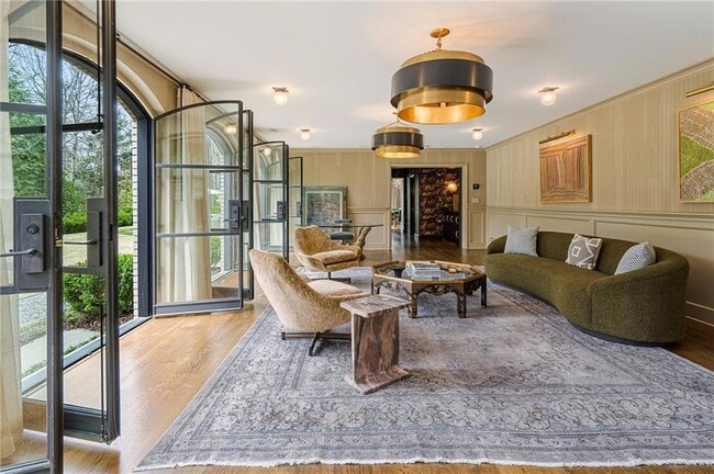 Building Photo - 3612 Castlegate Dr NW