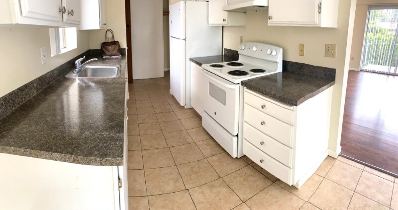 Building Photo - 3030 NE 10th St