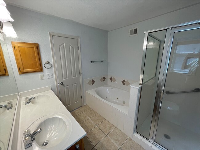 Building Photo - 7312 Camino Del Sol Dr