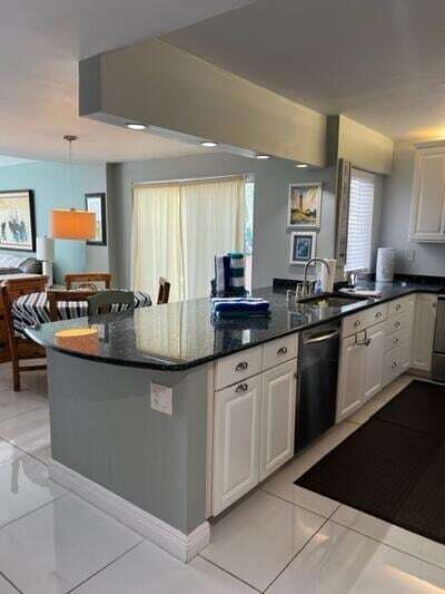 Building Photo - 353 S US Hwy 1