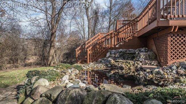 Building Photo - 2479 Somerville Dr