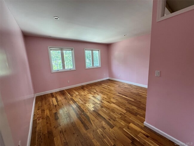 Building Photo - 138-14 Brookville Blvd