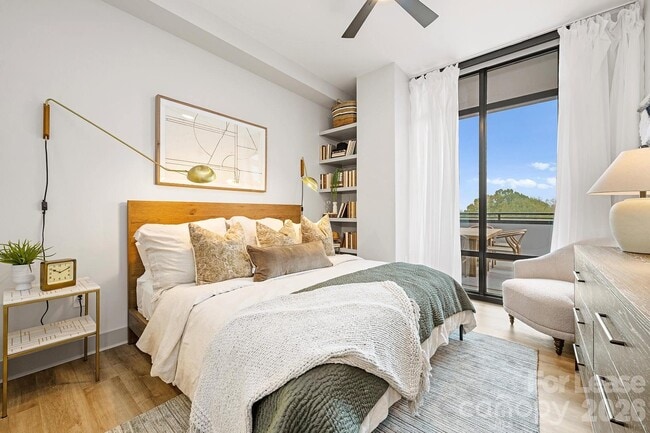 Building Photo - 2025 Cleveland Ave