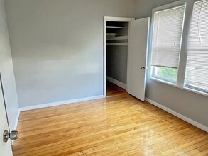 Building Photo - 29 Woodford St