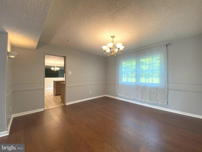 Building Photo - 199 Liberty Dr