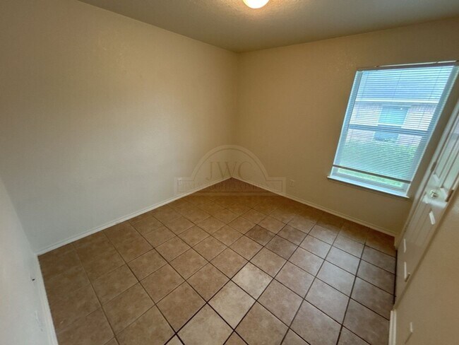Building Photo - 306 Jeff Gordon Dr