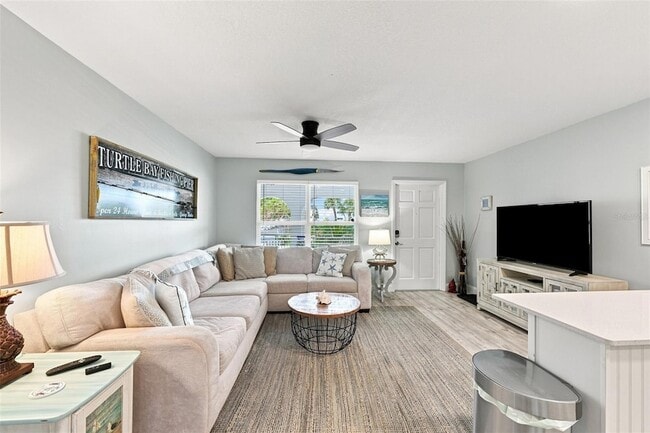 Building Photo - 7151 Sunset Way