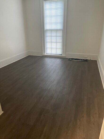 Bedroom looking to front of house - 323 Broad St