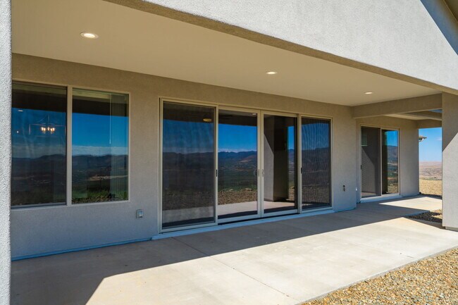 Building Photo - 15689 E Orch Vw Rd