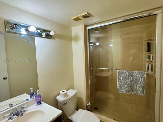 Building Photo - 2401 Collins Ave