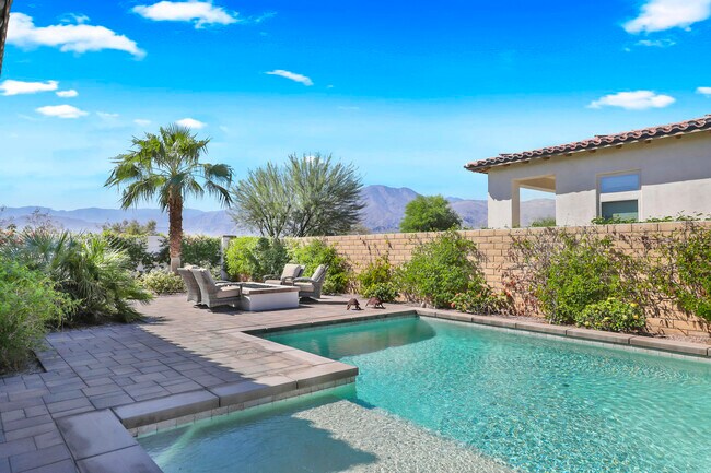 Building Photo - 81695-695 Thunder Gulch Way