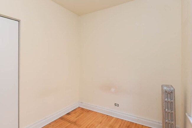 Building Photo - 1532 N Kedzie Ave