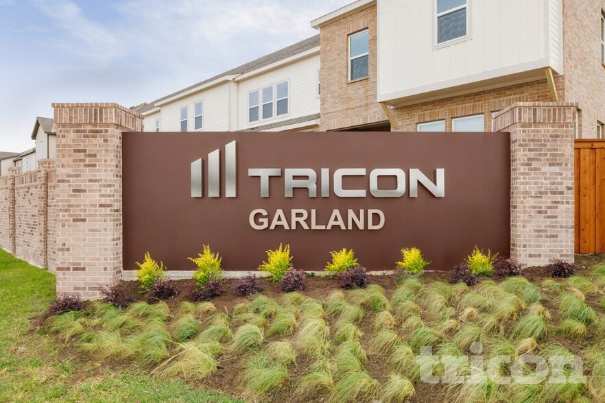 Building Photo - 5408 Sandstone Dr