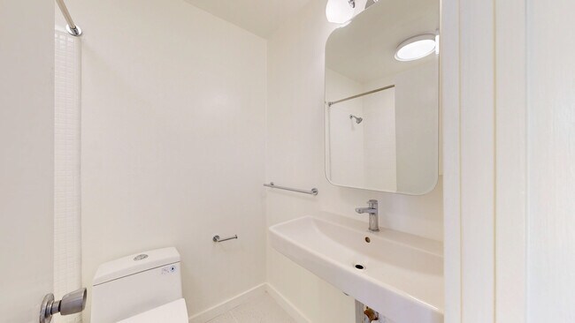 Building Photo - 1507 Carol-105