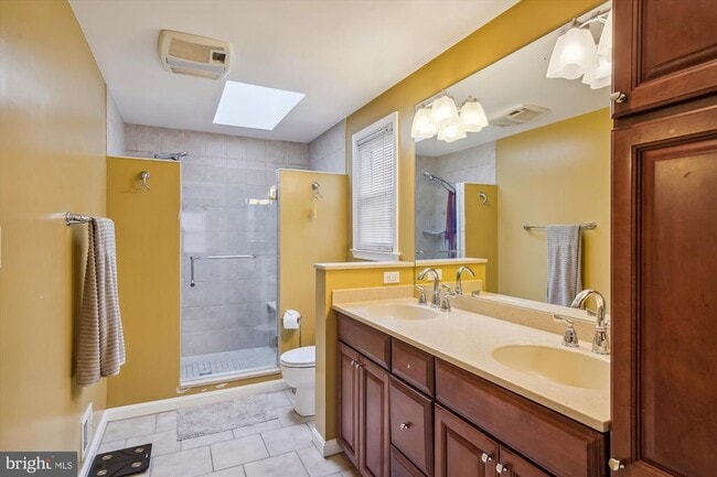 Building Photo - 15608 Wapello Way