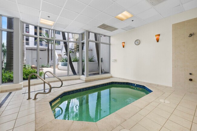 Building Photo - 1830 Radius Dr