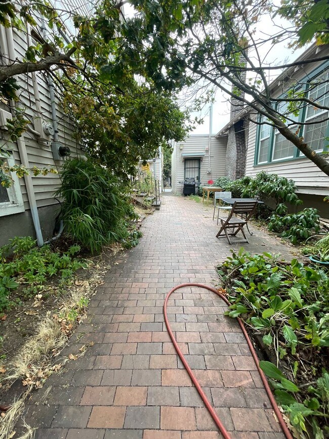 Building Photo - 6321 LIVE NEAR THE ROOSEVELT LIGHT RAIL CORE