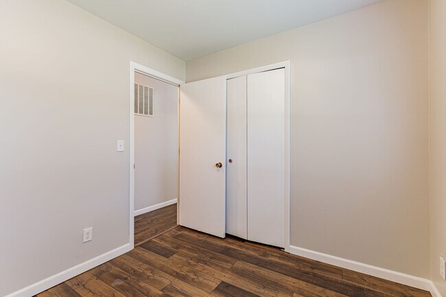 Bedroom 1 - 1409 N Goodwin Ave