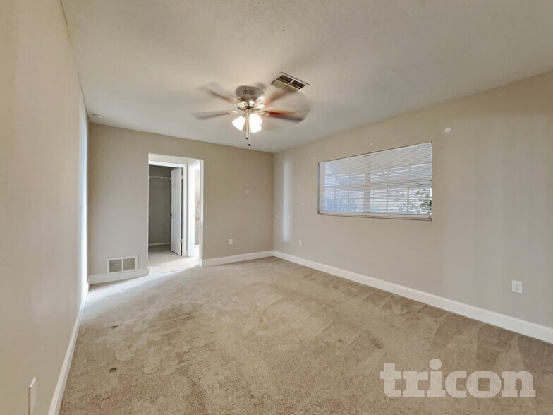 Building Photo - 13121 Shadberry Ln