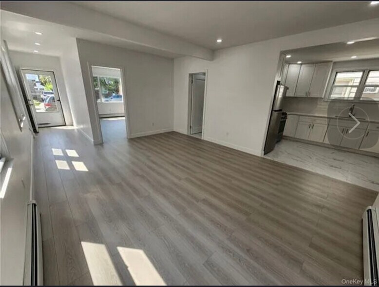 Primary Photo - 45-58 172nd St