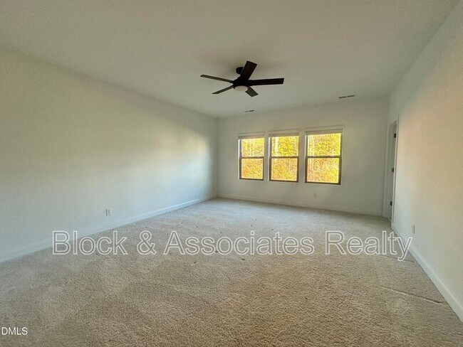 Building Photo - 2093 Maggie Vly Dr