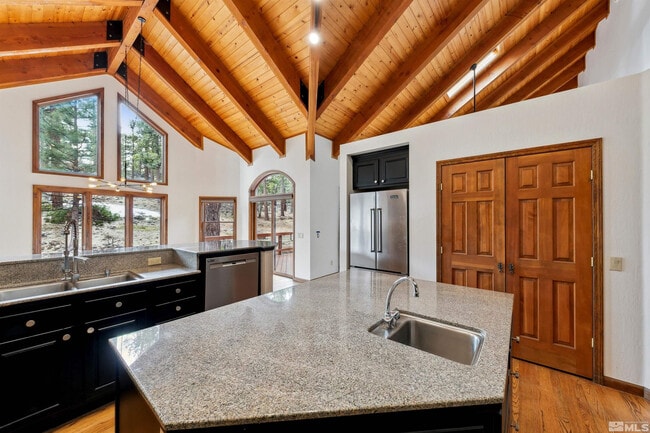Building Photo - 145 Twinberry Cir