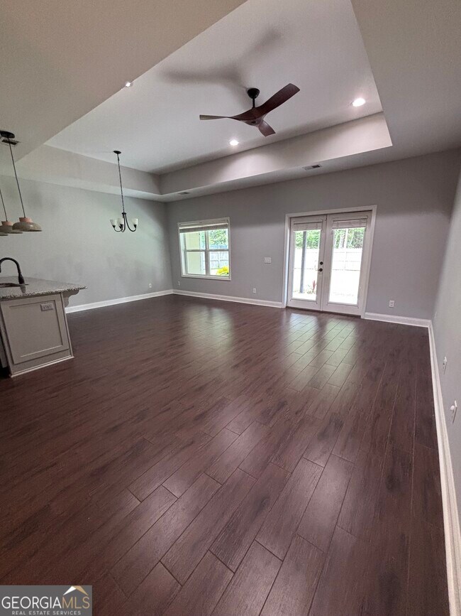 Building Photo - 106 Logans Wy Rd