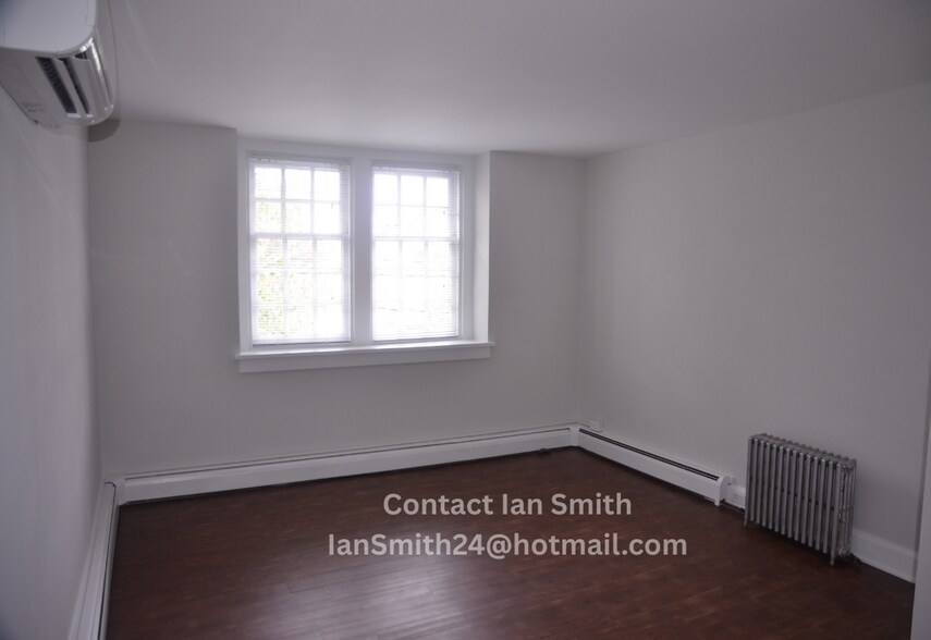 Building Photo - 109 E Pomfret St
