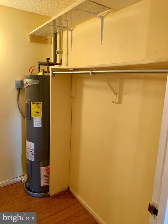 Building Photo - 7401 Westlake Terrace