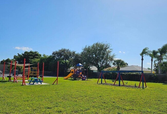 Building Photo - 148 Berkshire Ln