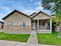 Building Photo - 10766 N Cypress