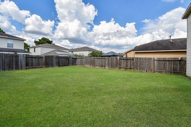 Building Photo - 18214 Olive Leaf Dr