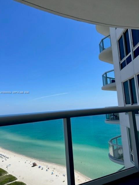 Building Photo - 6365 Collins Ave