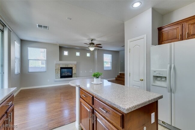 Building Photo - 9005 Semillon St