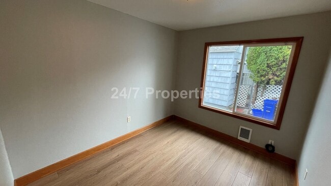 Building Photo - Cozy 1 BD | 1 BA Apartment - Oregon City