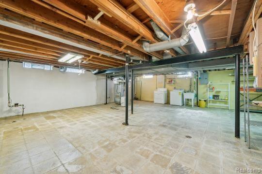 Building Photo - 33843 Richard O Dr