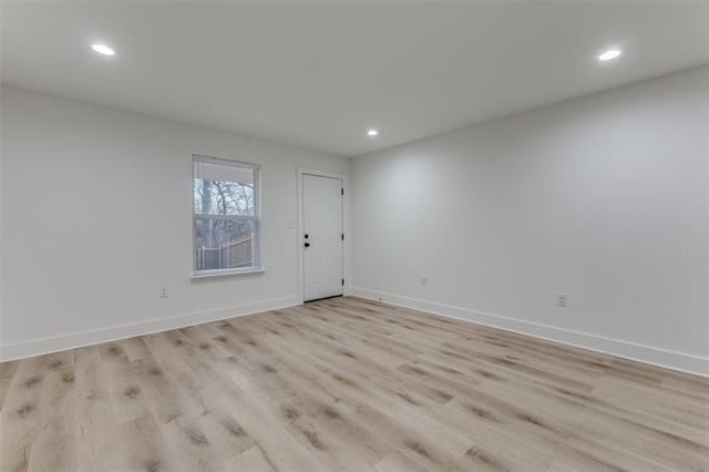 Building Photo - 5518 Loving Dr