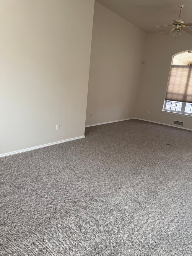 Building Photo - 5710 Balsa Ct