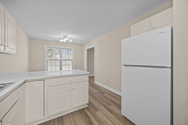 Building Photo - 5110 Deveron St