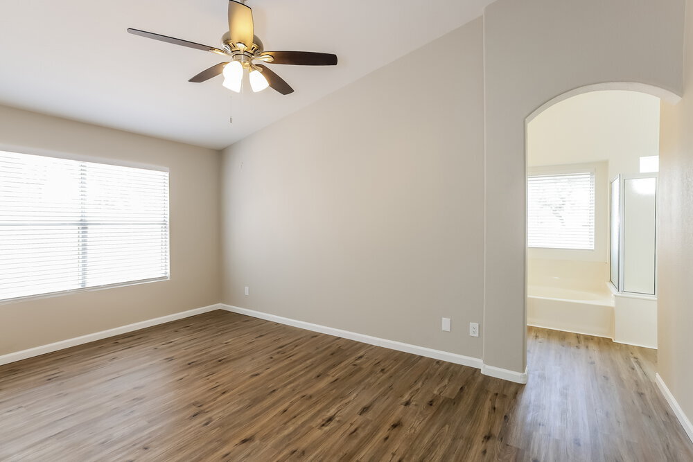 Building Photo - 2044 S Avoca Cir