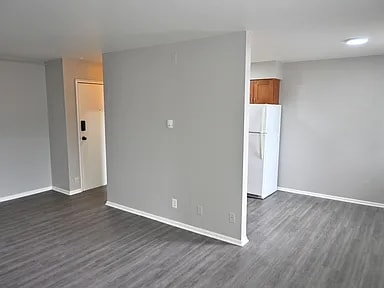 Building Photo - 6801 Bingham St