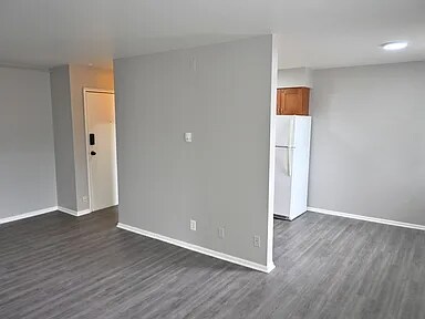 Building Photo - 6800 Bingham St