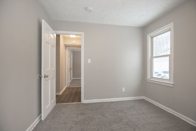 Building Photo - NEWLY RENOVATED! 3 BED, 1 BATH BEAUTIFUL SINGLE-FAMILY HOME IN CLEVELAND!