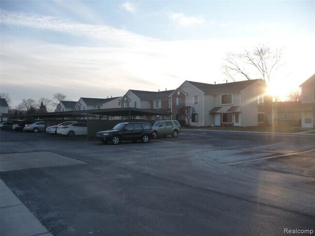 Building Photo - 30631 Hidden Pines Ln