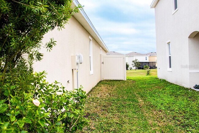 Building Photo - 8089 Pelican Reed Cir